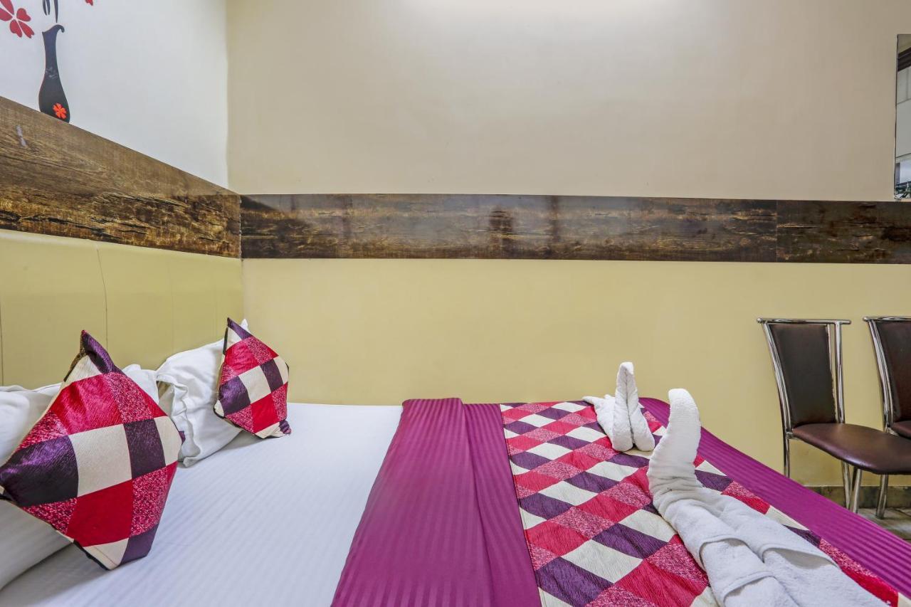 מומביי Terminus Hotel Bandra מראה חיצוני תמונה