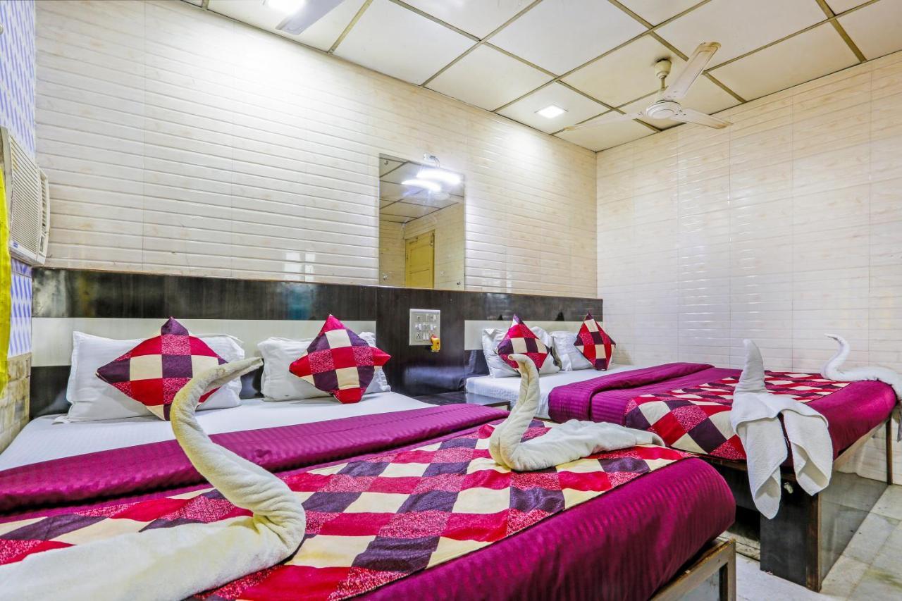 מומביי Terminus Hotel Bandra מראה חיצוני תמונה