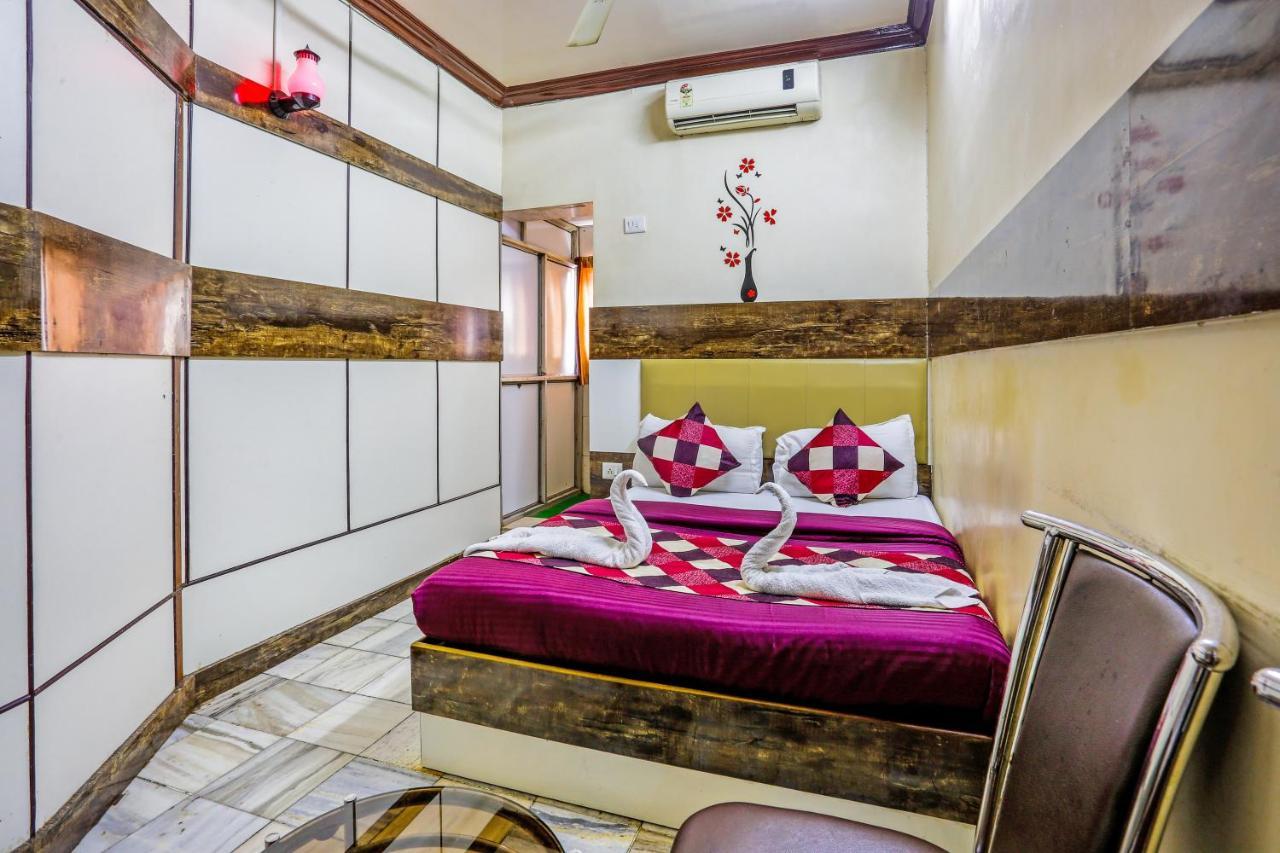 מומביי Terminus Hotel Bandra מראה חיצוני תמונה